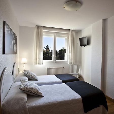 Pension Pasadena Pamplona Exteriör bild