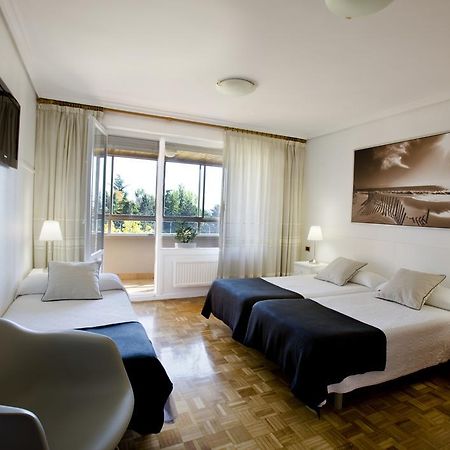 Pension Pasadena Pamplona Exteriör bild