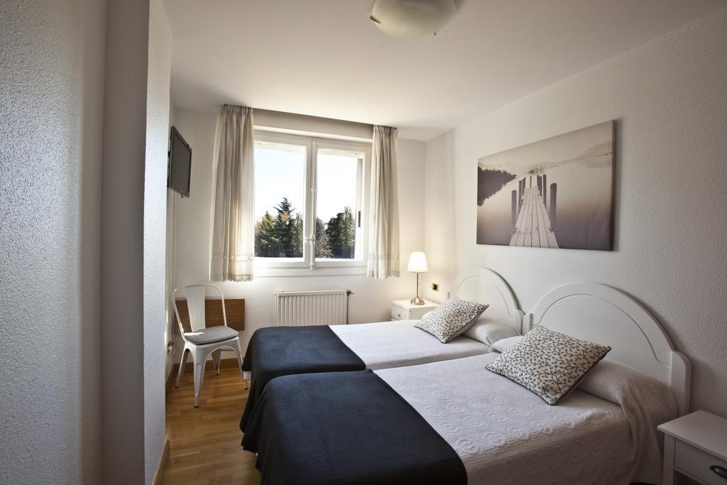 Pension Pasadena Pamplona Exteriör bild