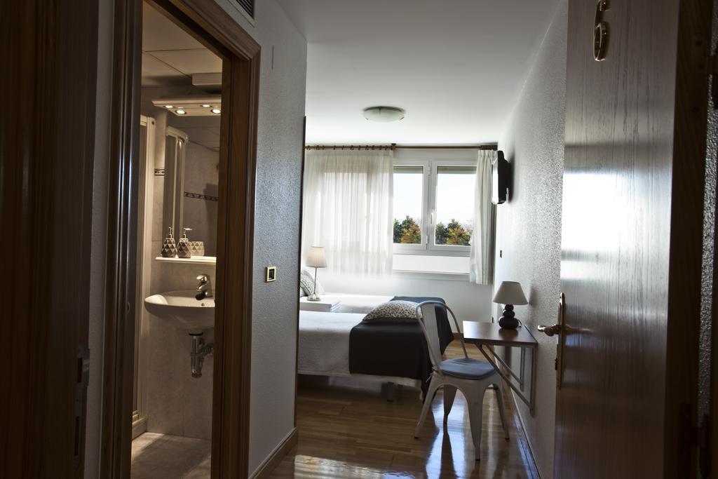 Pension Pasadena Pamplona Exteriör bild